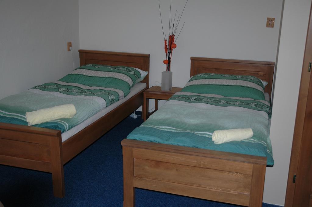 Hotel Mrazek Pardubice Rum bild